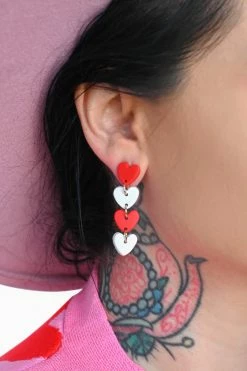 My Violet String Of Hearts Earrings New Arrivals